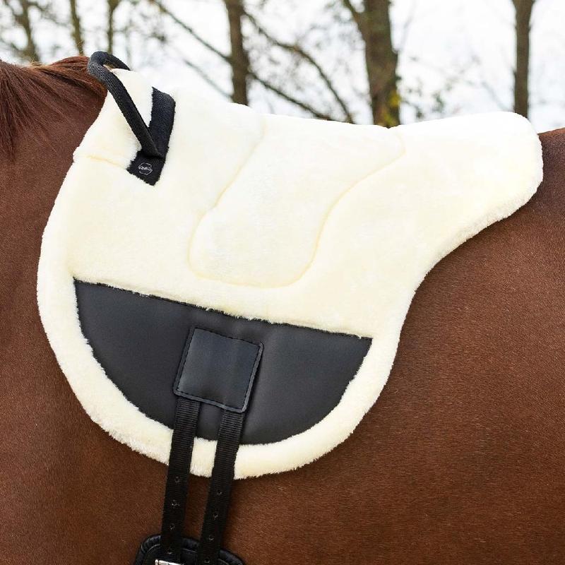 Pad-gapa z futerkiem i uchwytem QHP kremowy