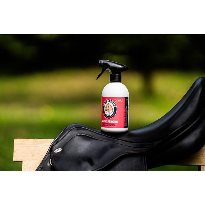 Olej w sprayu do pielęgnacji wyrobów ze skóry Doctor Horse Olejuj Skórę