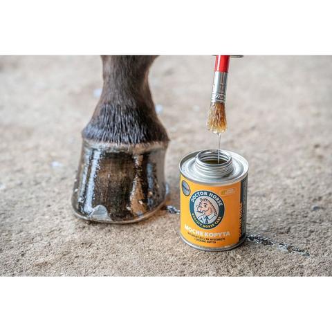 Olej do kopyt brokatowy z pędzelkiem Doctor Horse Mocne Kopyta