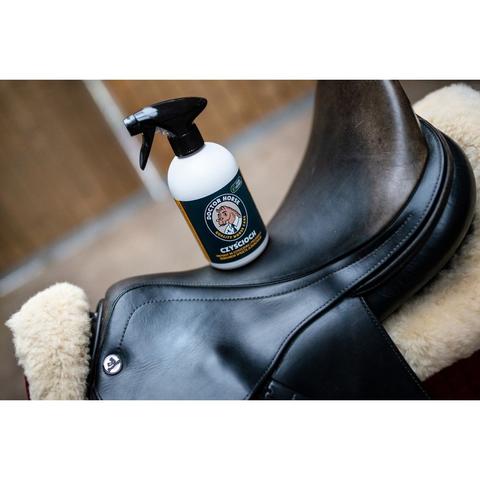 Preparat do czyszczenia wyrobów ze skóry Doctor Horse Czyścioch