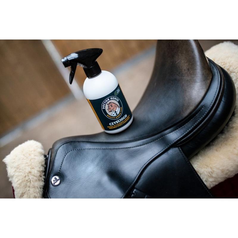 Preparat do czyszczenia wyrobów ze skóry Doctor Horse Czyścioch