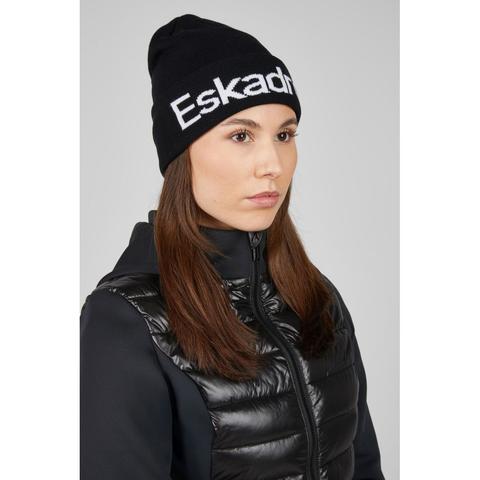 Czapka Eskadron Dynamic Black, czarna 2025