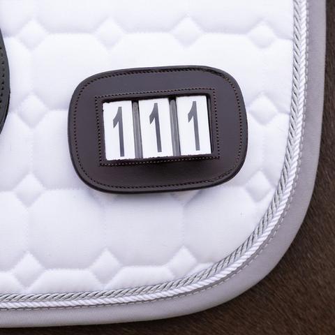 Numery startowe QHP Modeste square brązowe